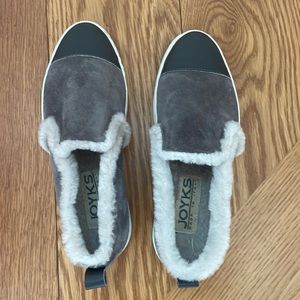JOYKS Gray Shearling Lined Suede Low Top Sneaker size EU 36, US 6